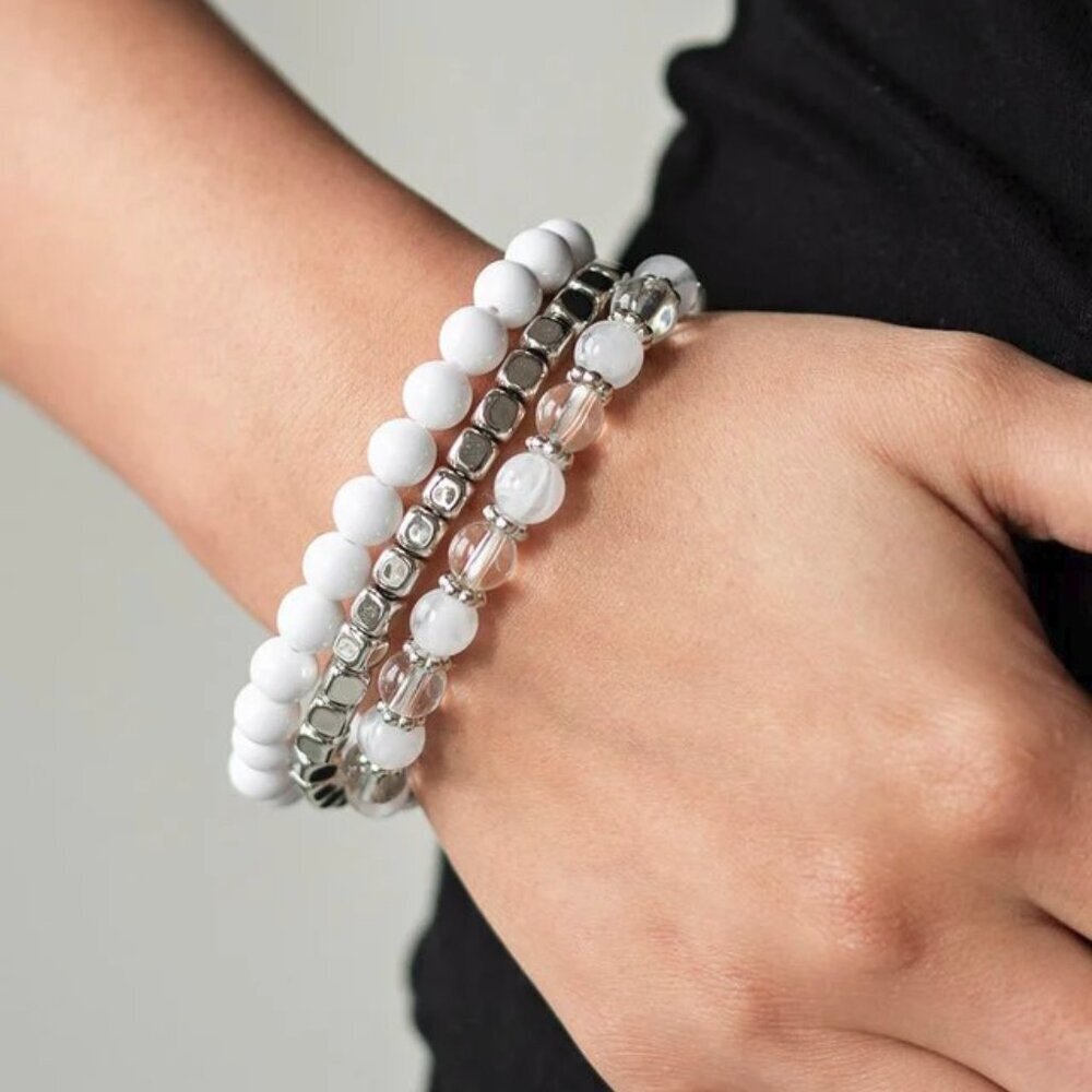 Paparazzi Jewelry Accessories - Globetrotter Glam - White Bracelet - Vintage